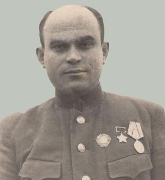 Бондаренко Алексей Дмитриевич (12.08.1911 – 14.12.1956)
