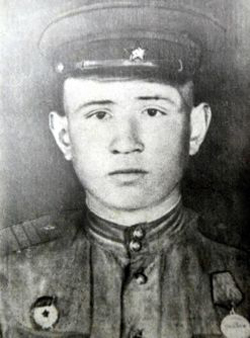 Абросимов Михаил Романович                                                    (01.05.1924 – 30.06.1944)